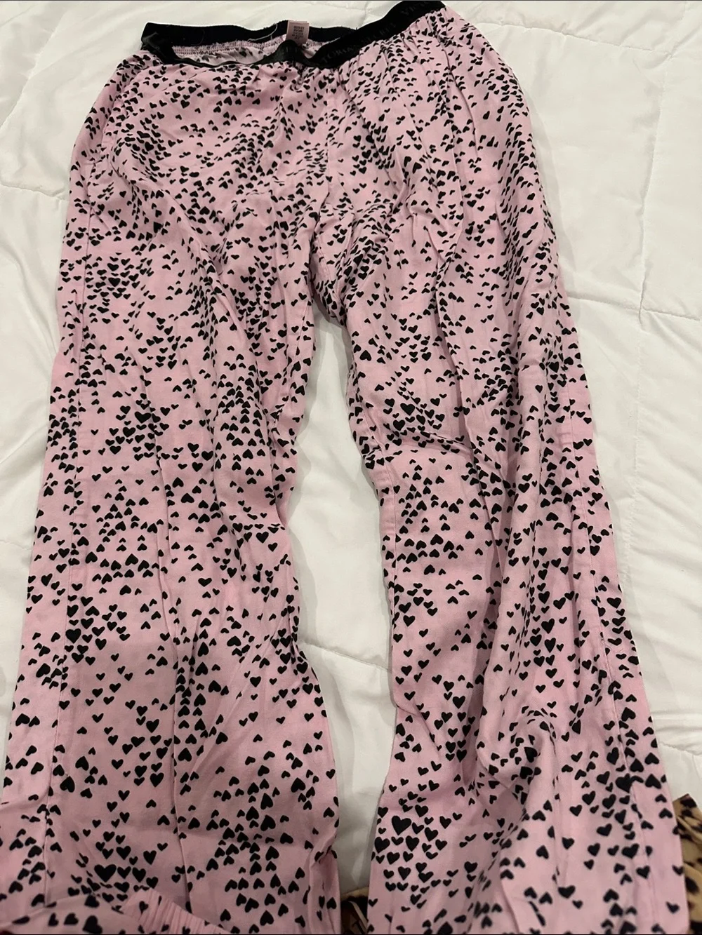 Victoria's Secret Pink Heart-Print Lounge Pants